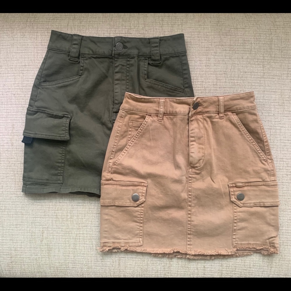Bundle of 2 Garage mini skirts size XS